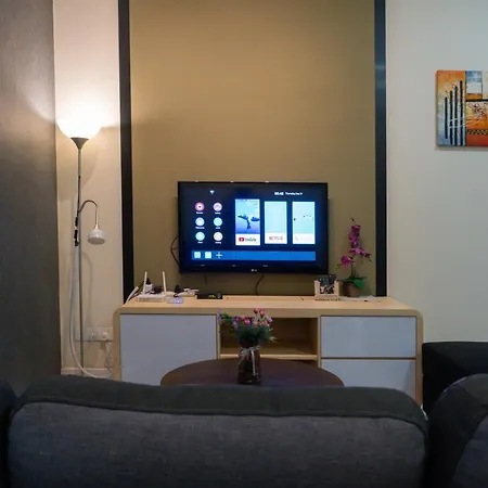 Mount Austin #Akademik Suite Floral Deer Studio 2-4Pax #Mspro Johor Bahru Exterior photo