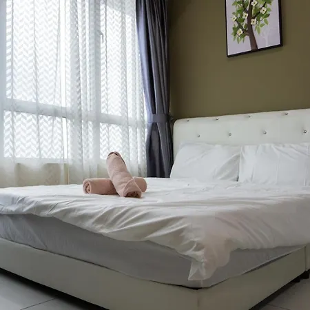 Mount Austin #Akademik Suite Floral Deer Studio 2-4Pax #Mspro Johor Bahru Exterior photo